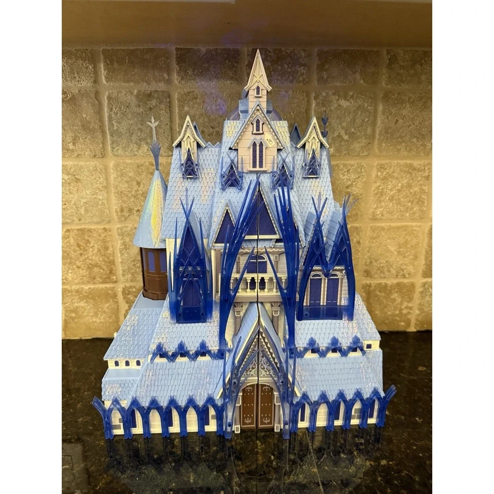 Disney Store London Animator's Collection Frozen 2 Ultimate Arendelle Castle Set